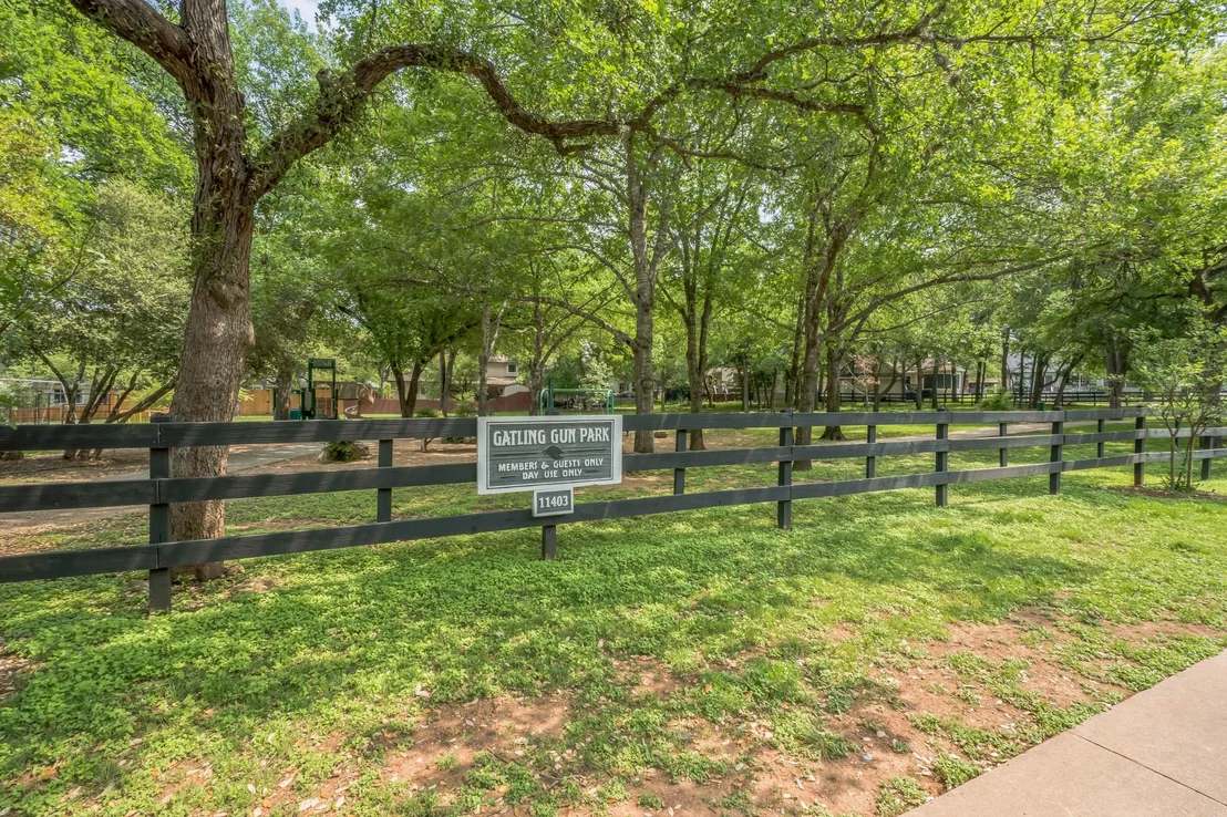 Photo of 3005 Blacksmith LN