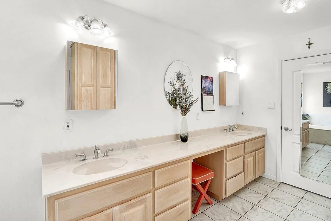 Photo of 2719 Summit Ridge DR