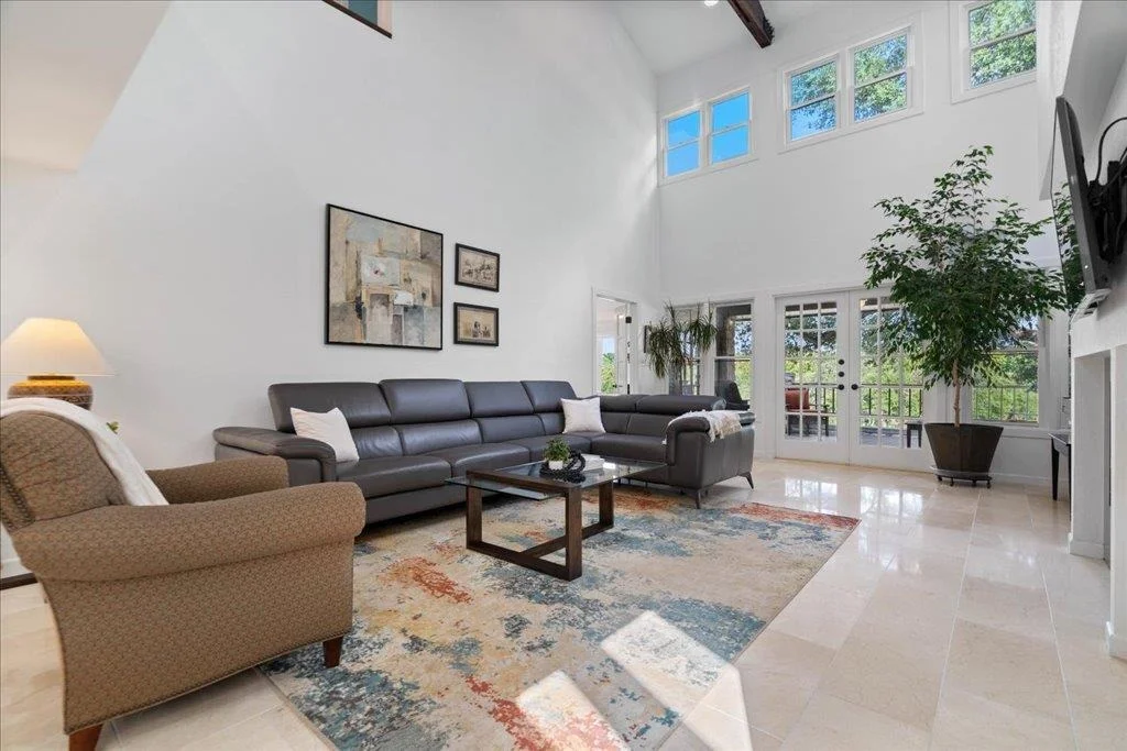 Photo of 110 West Eagle DR