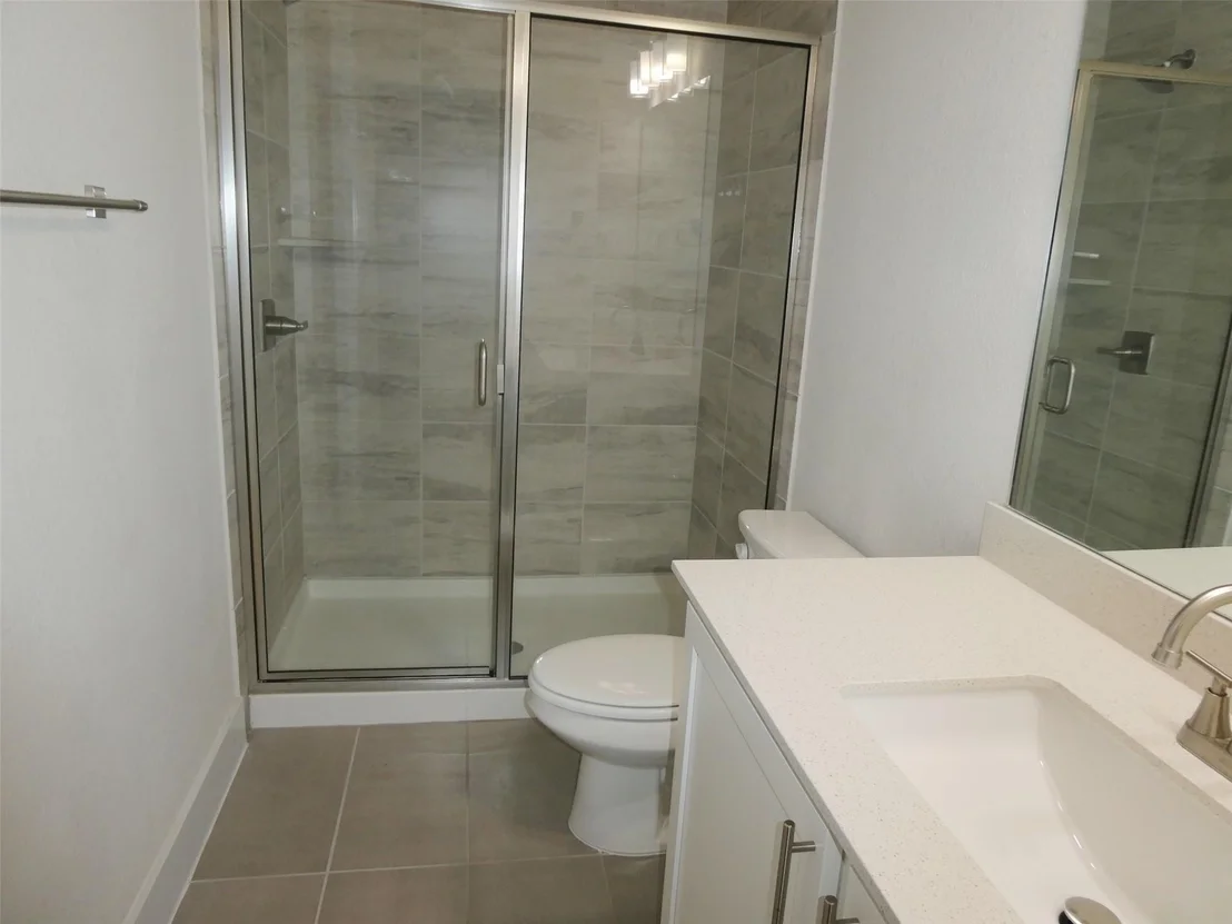 Photo of 8201 Greyhawk CV