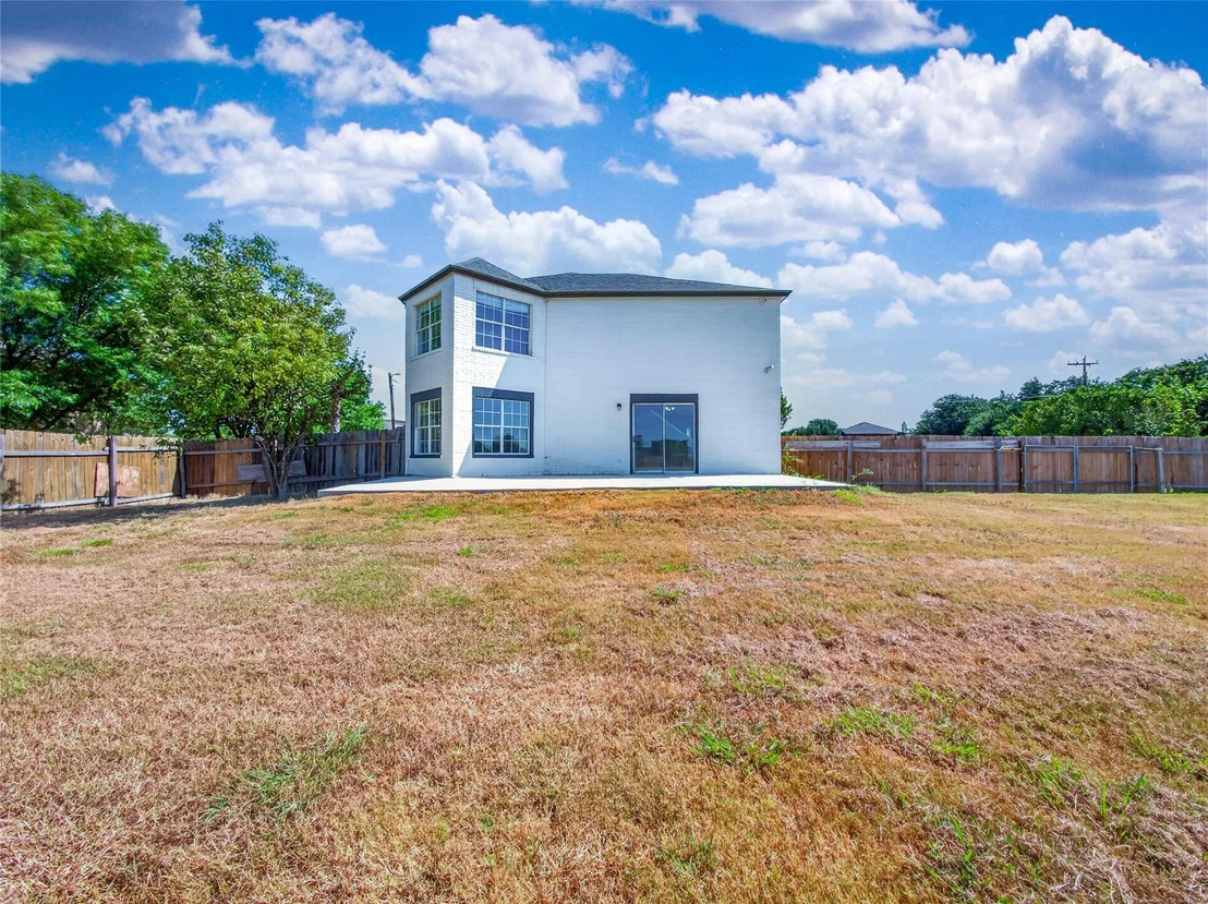 Photo of 3000 Ridgemont LN