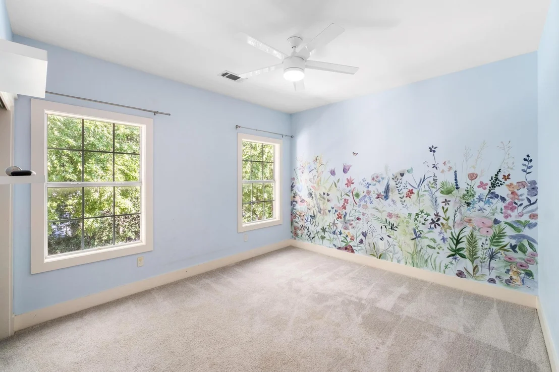 Photo of 3612 Oakmont BLVD