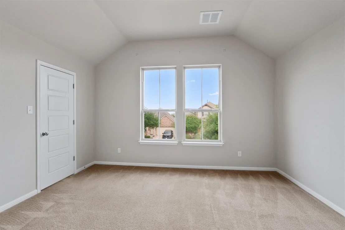Photo of 1008 Clearwing CIR