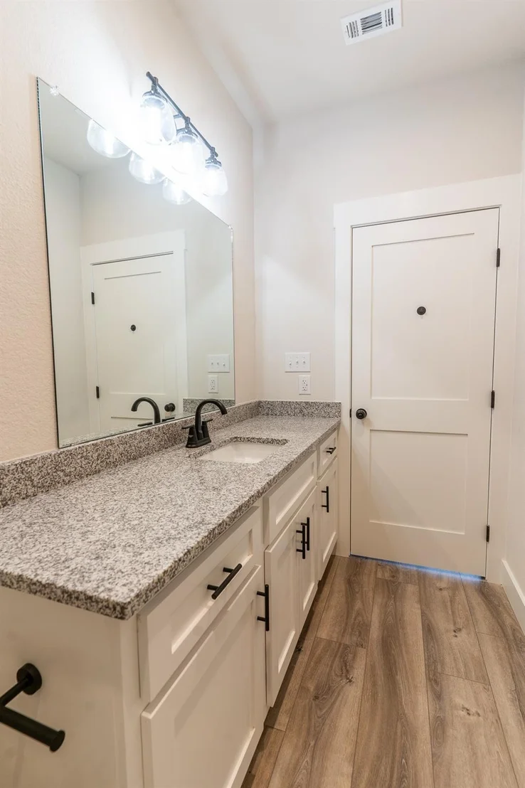 Photo of 320 String Prairie WAY