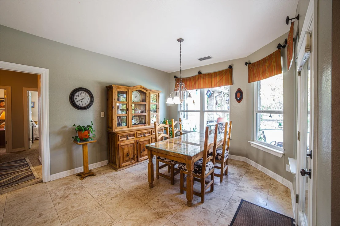 Photo of 700 Wesley Ridge DR