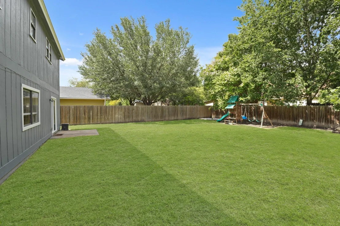 Photo of 1316 Deupree DR