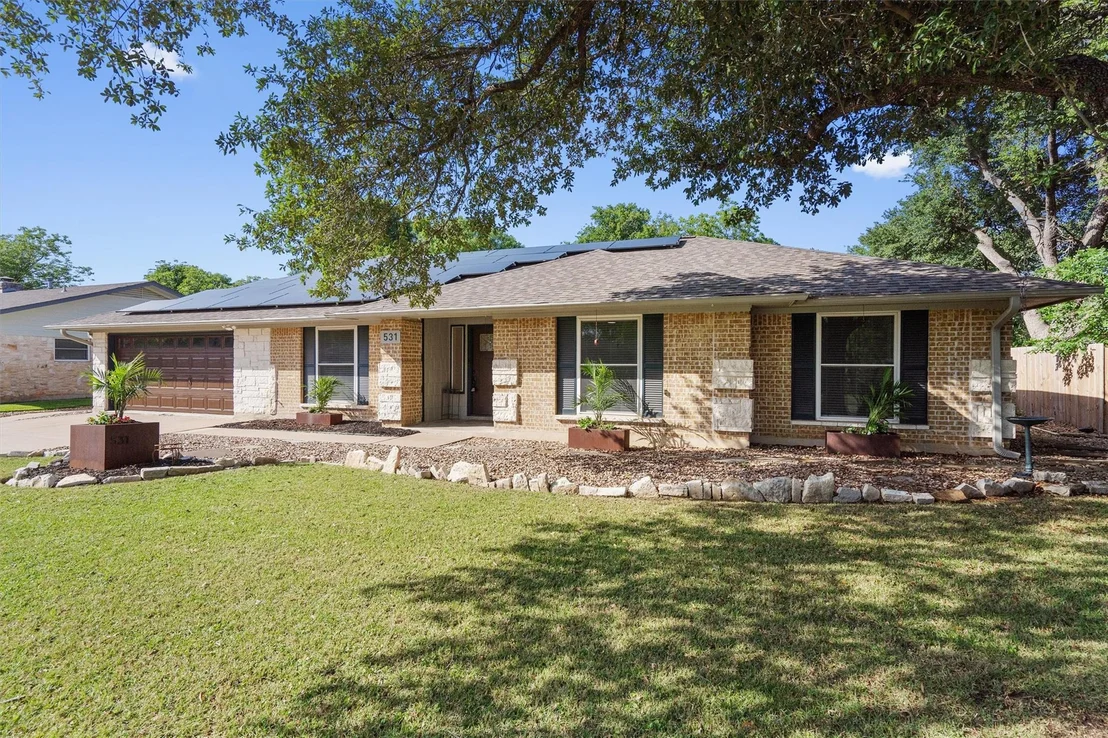Photo of 531 Dennis DR