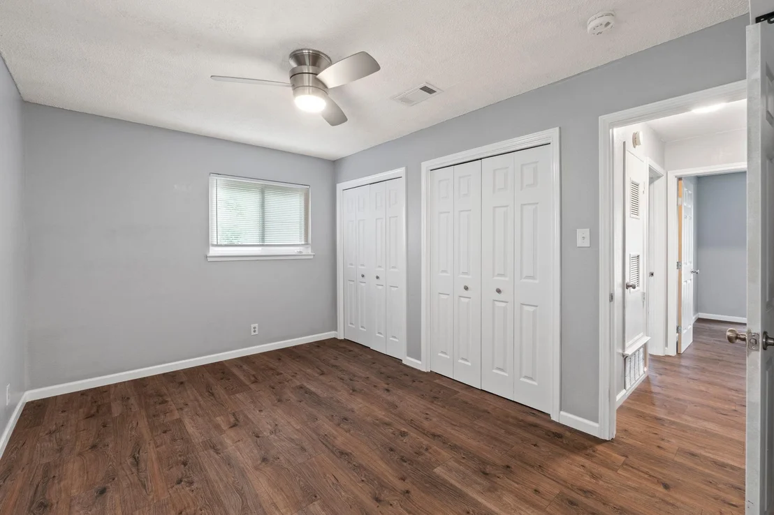 Photo of 5811 Glenhollow PATH