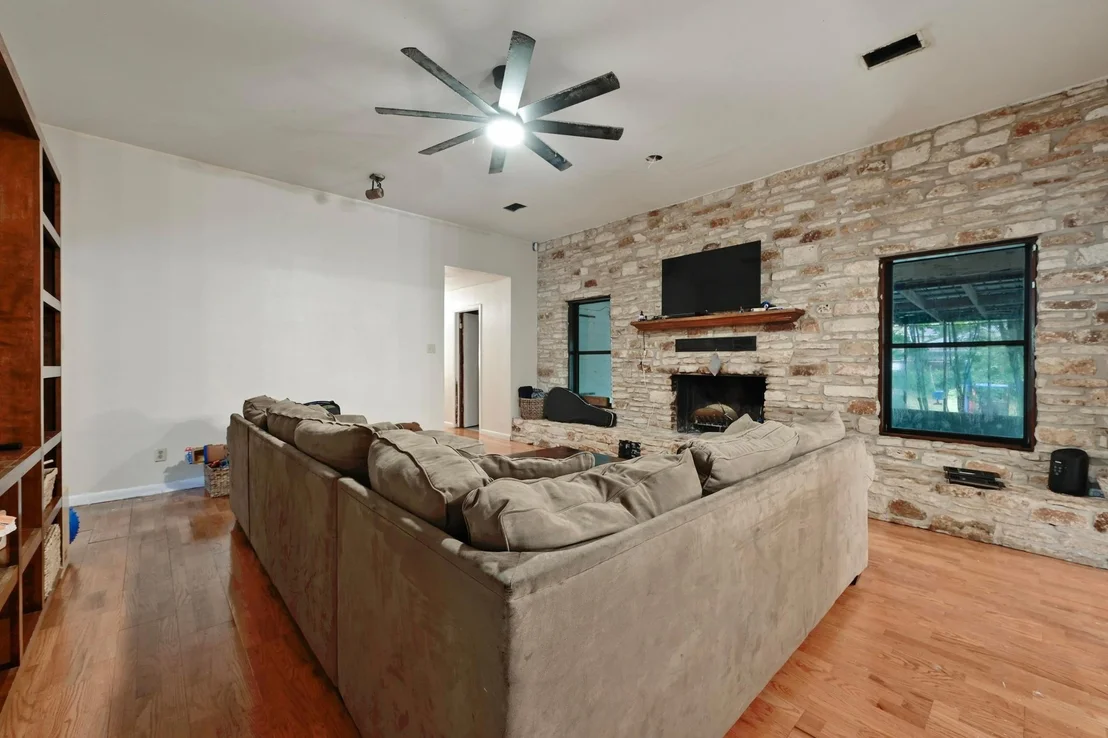 Photo of 12902 Ben Milam DR