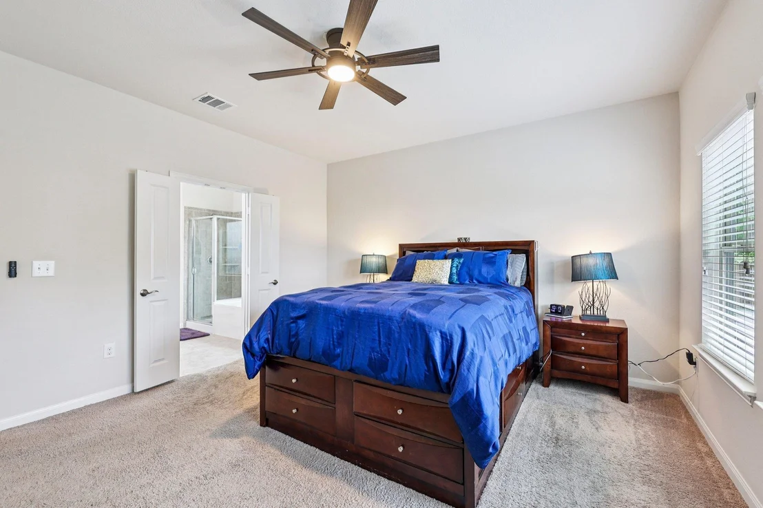 Photo of 10033 Gertrudis LOOP