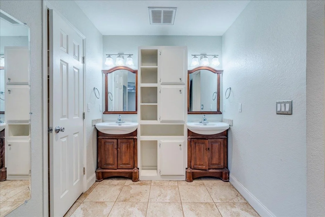 Photo of 301 Verbena DR