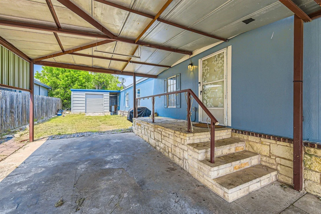 Photo of 7621 NORTHVIEW LN