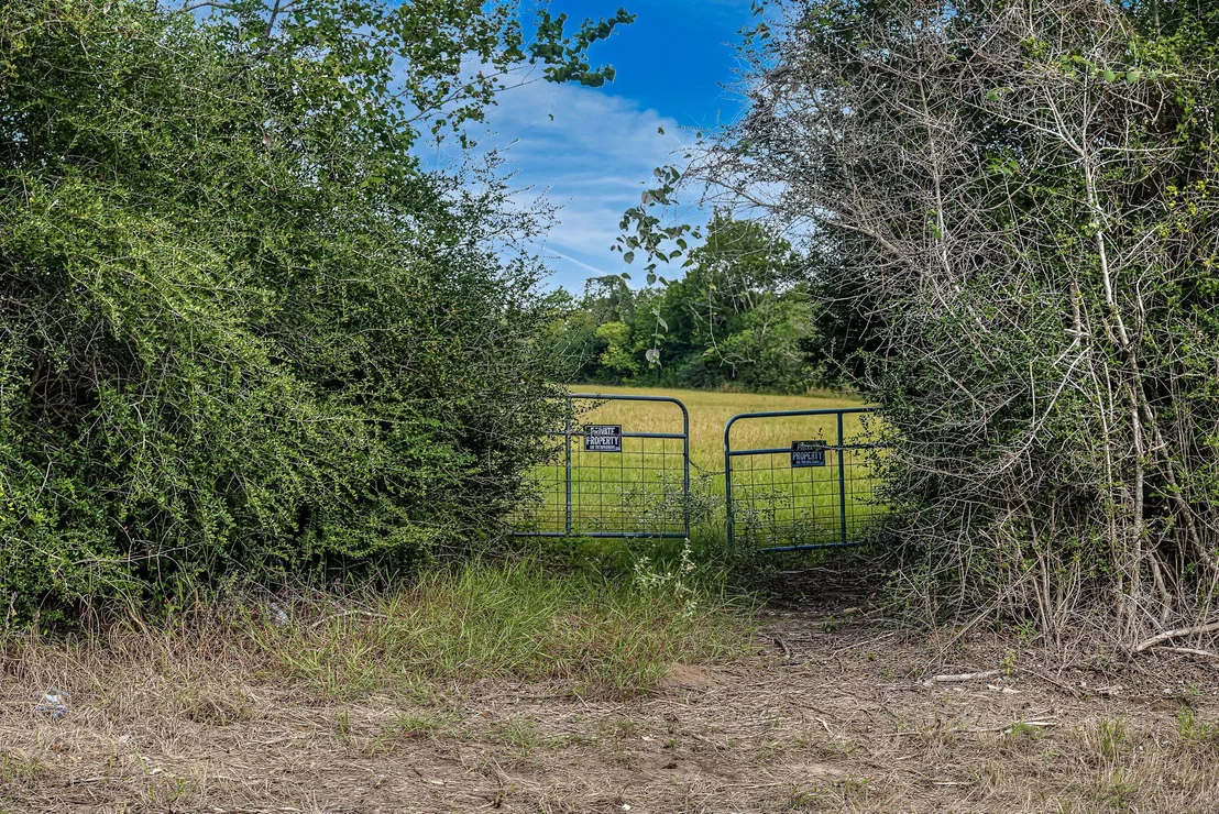 Photo of 37280 Clapp RD