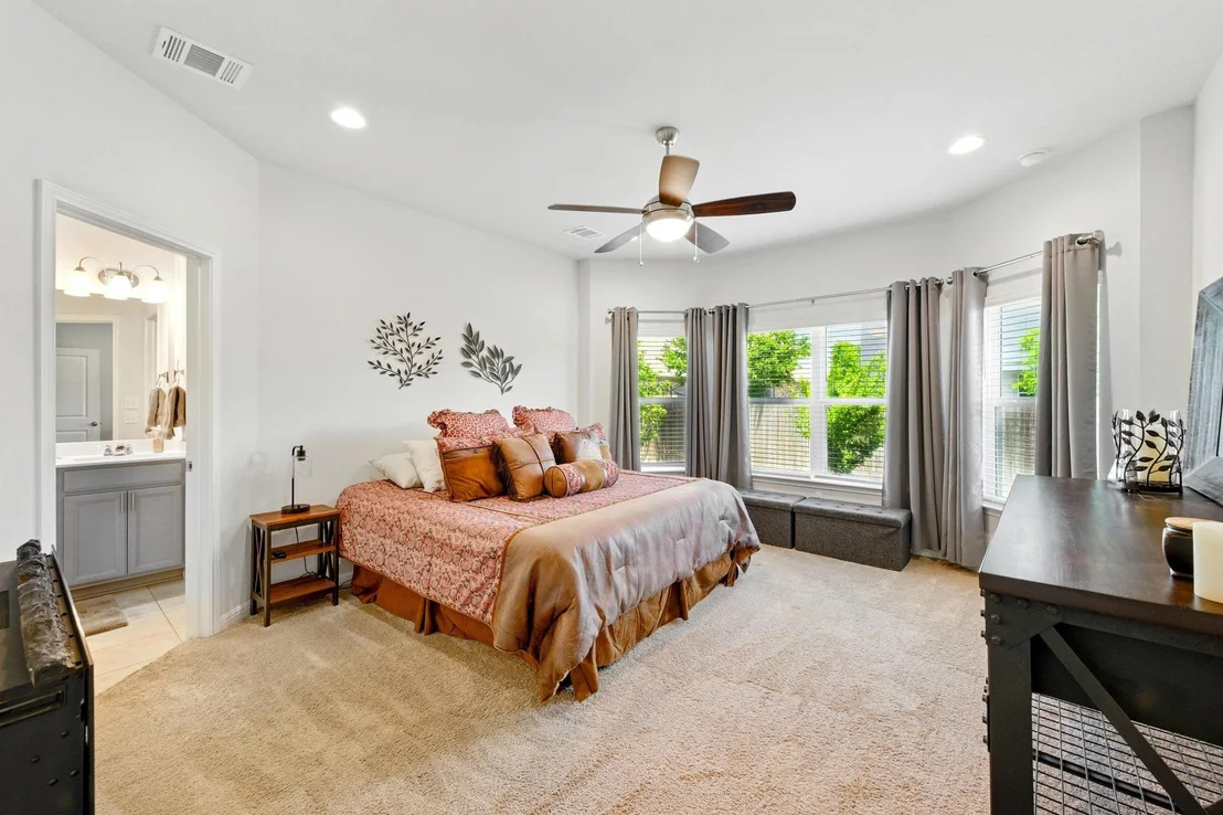 Photo of 107 Trailside LN