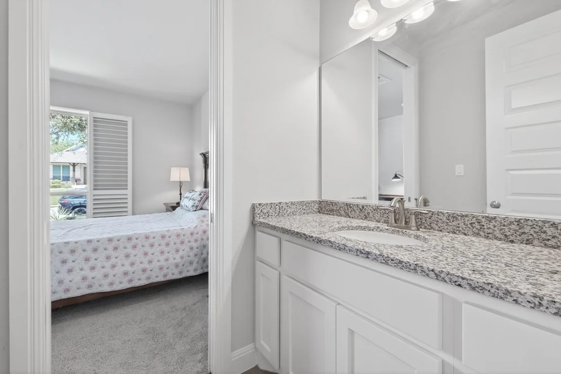 Photo of 4105 Haight ST