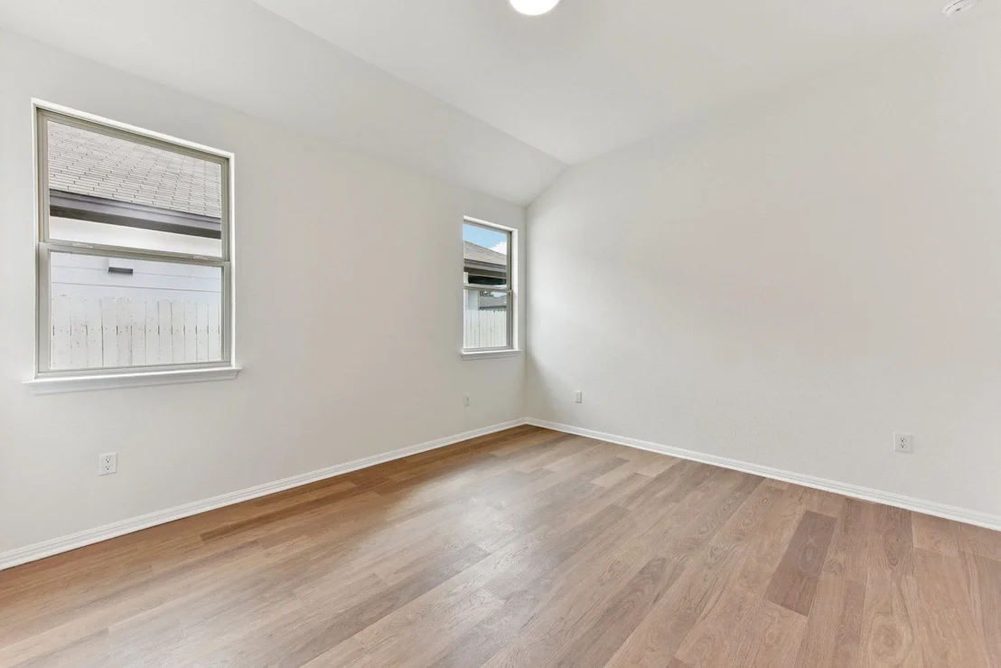 Photo of 124 Tenny LN