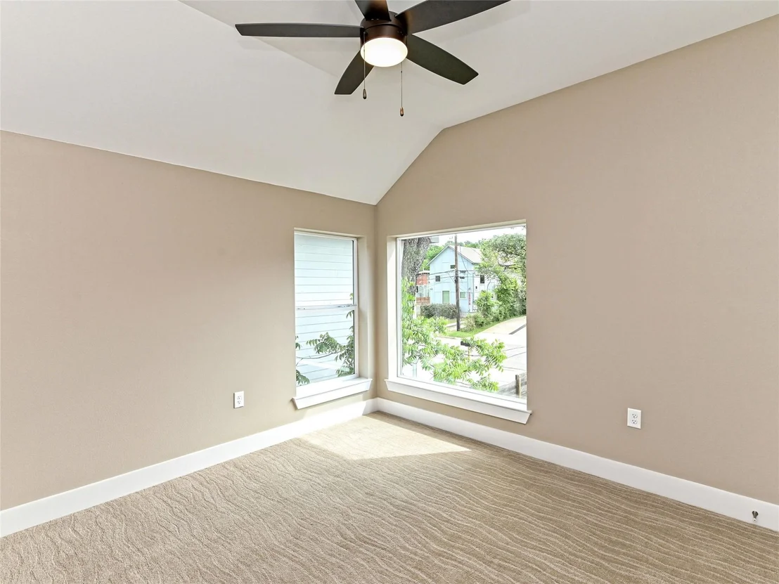 Photo of Unit B at 1202 Cometa ST