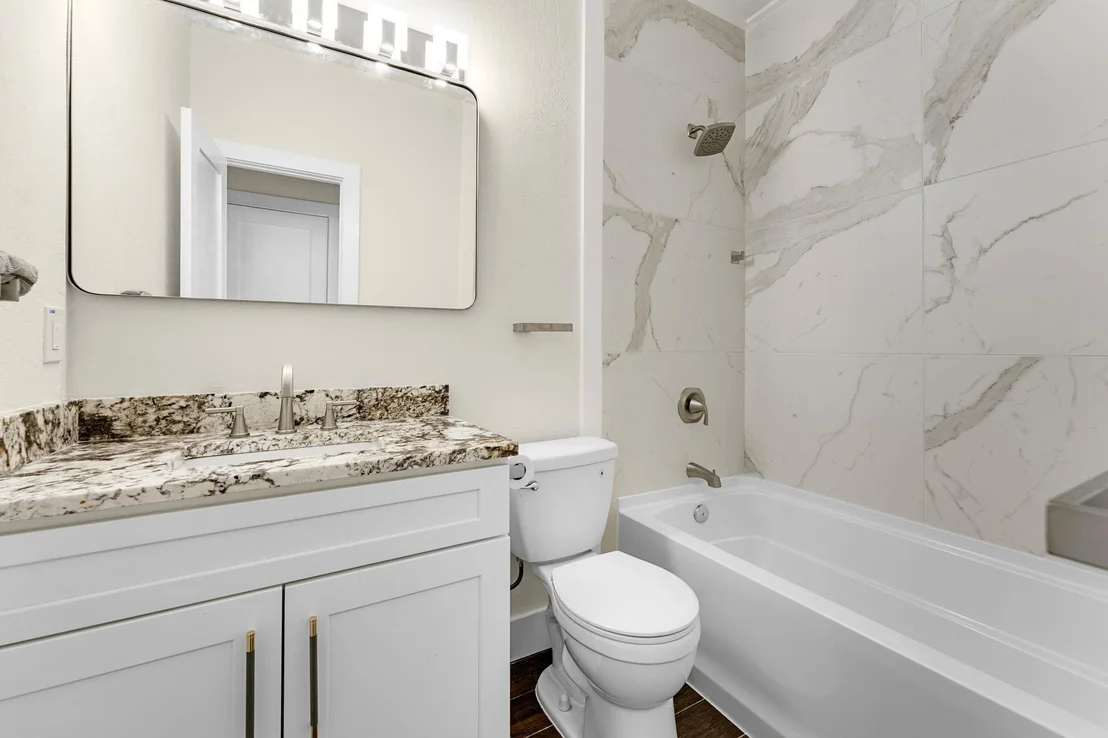 Photo of 326 Coventry RD