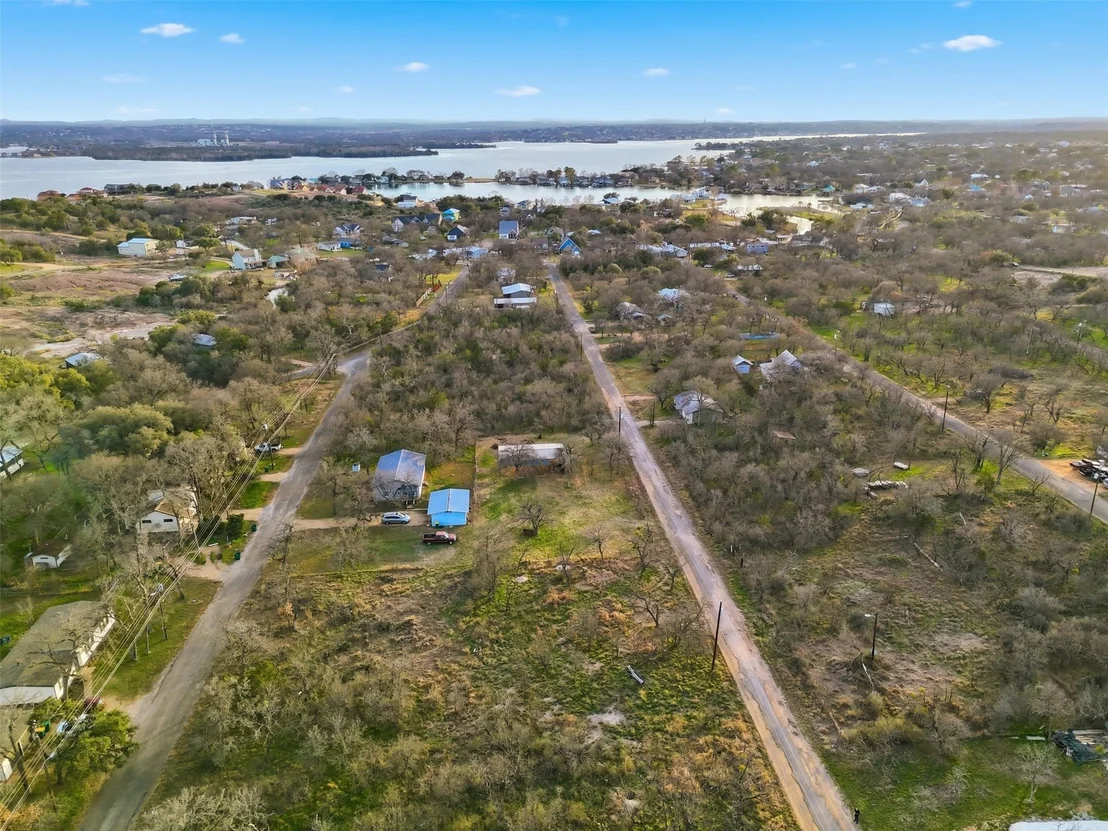 Photo of 1304 Shady Forest DR