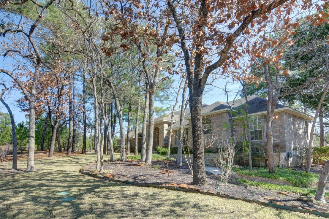 Photo of 257 Tall Forest DR