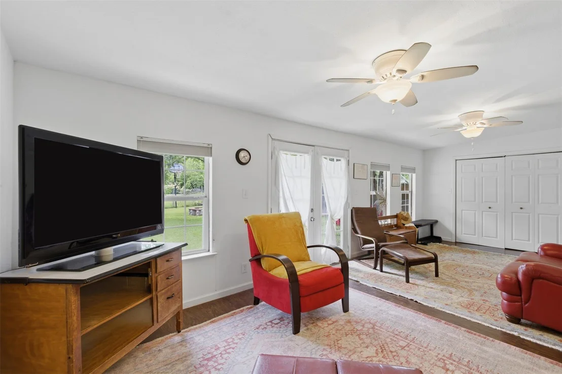 Photo of 400 S Willis ST