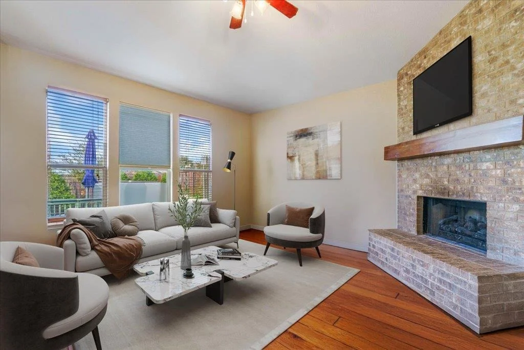 Photo of 324 Bloomsbury DR