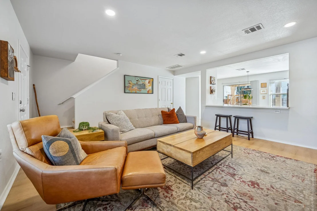 Photo of 8609 Quinton CV