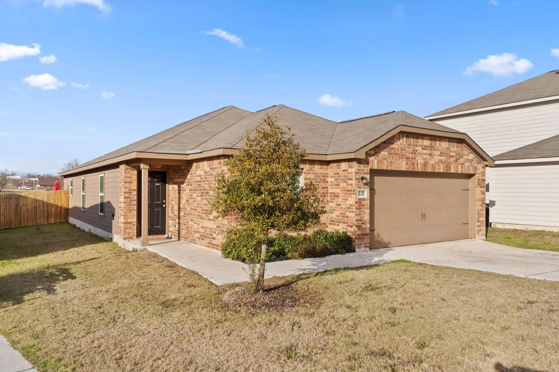 Photo of 337 Crescent Park DR