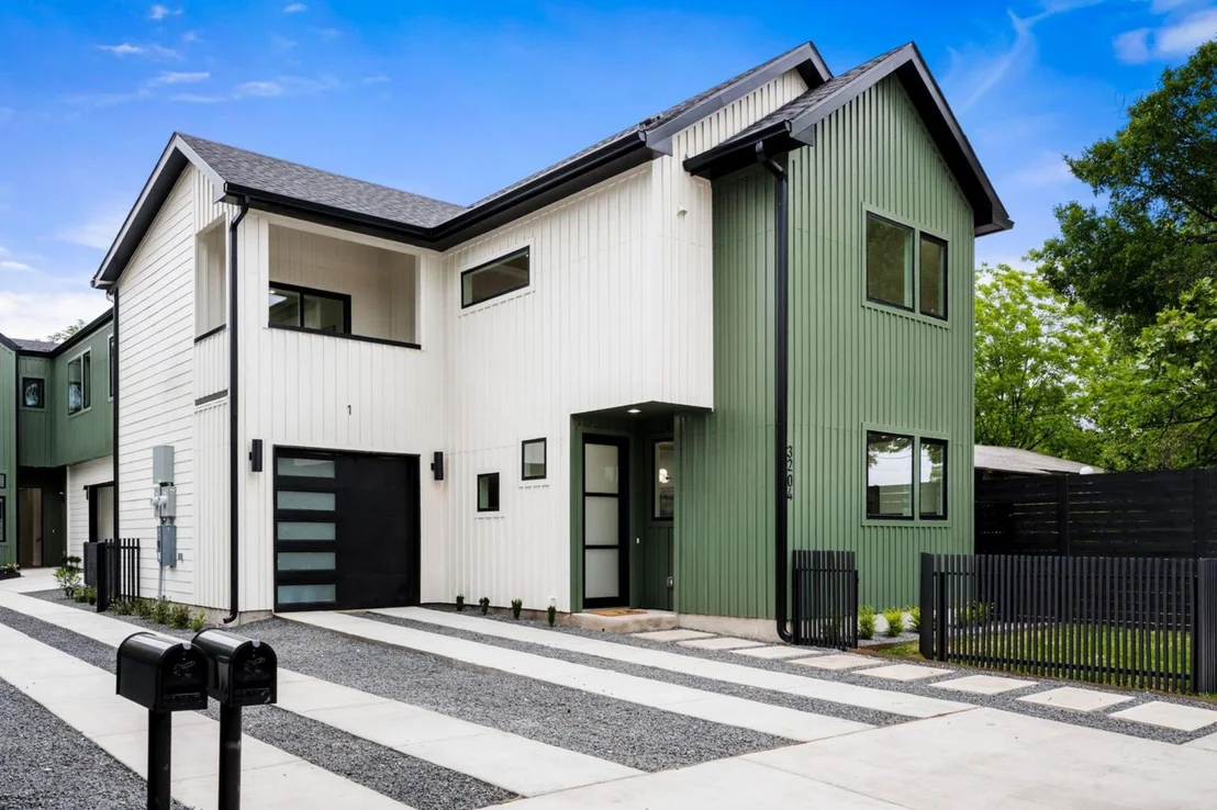 Photo of Unit 1 at 3204 Lyons RD