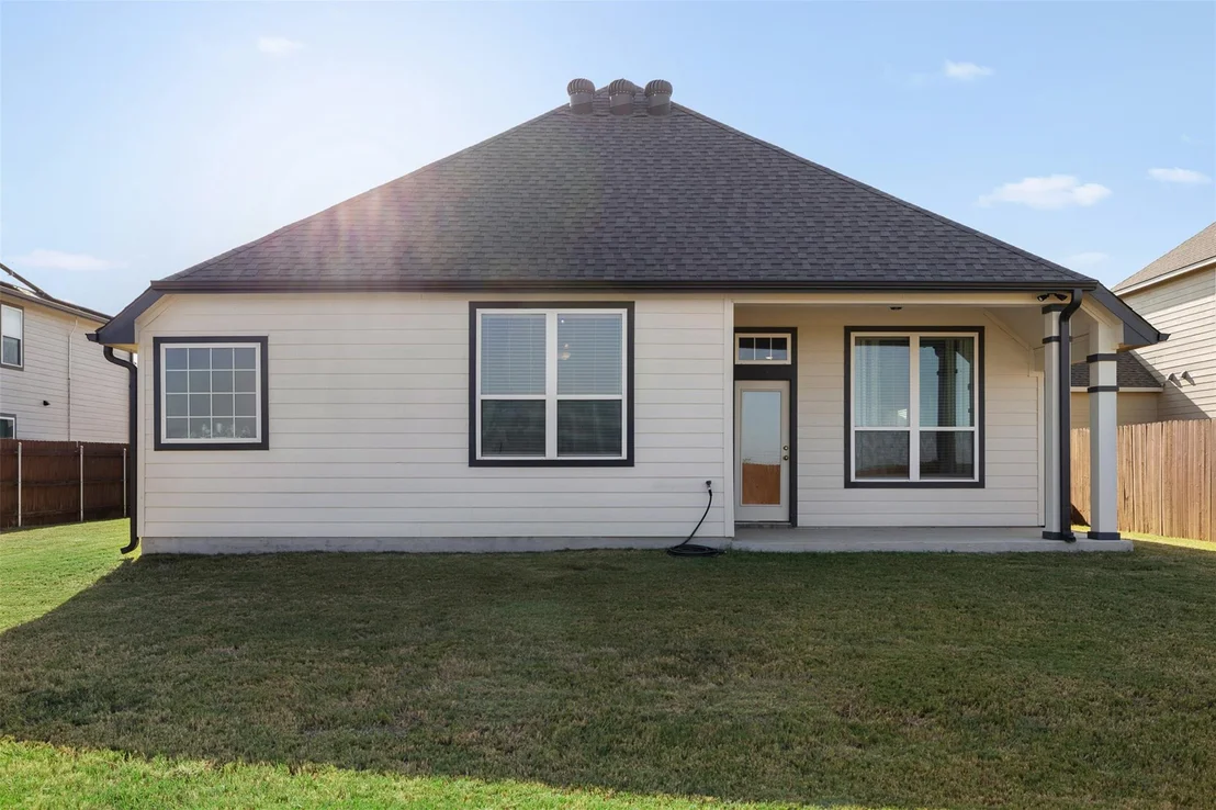 Photo of 6620 McGregor LOOP