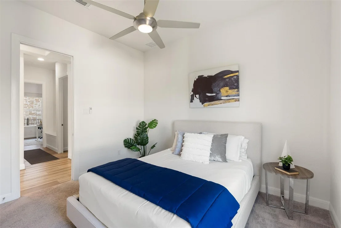 Photo of 739 Rawson BND