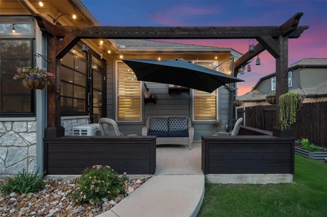 Photo of 225 Escarpment WAY