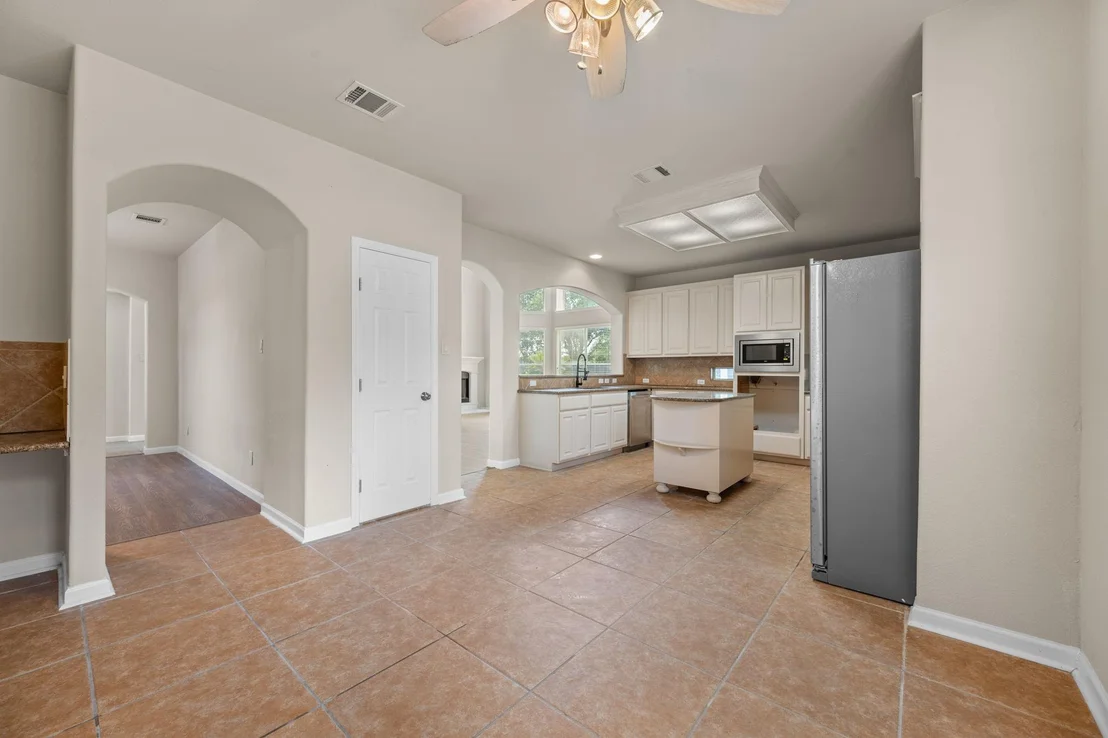 Photo of 1018 Canyon Maple RD