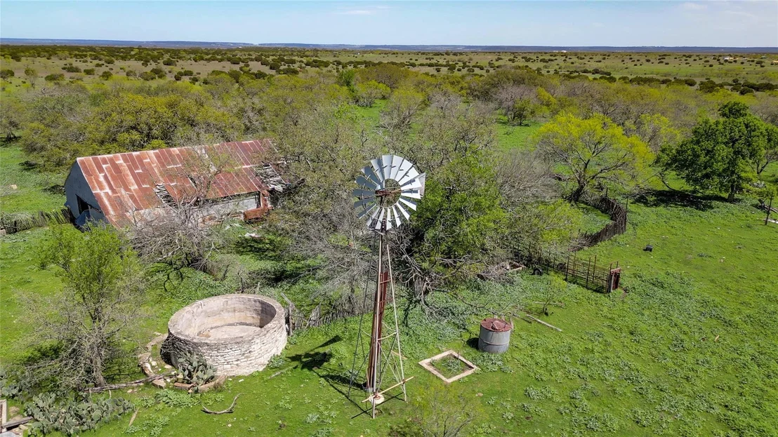 Photo of 4121 County Road 2719