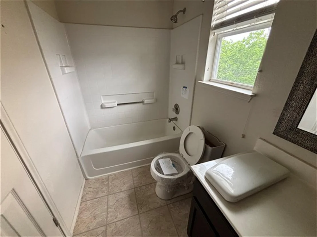Photo of 12828 Starbrimson TRL