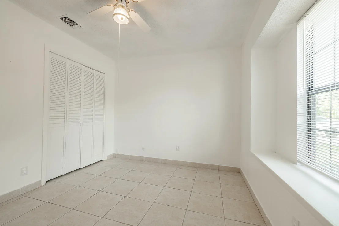 Photo of 1713 Parkside CIR