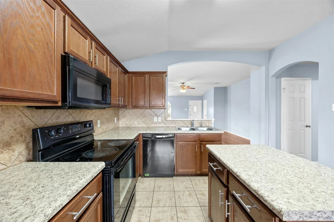 Photo of 5604 Malcom TRL