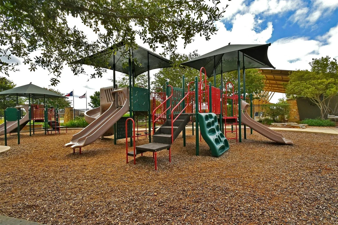 Photo of 541 Blue Oak BLVD