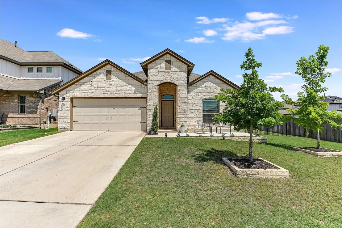 Photo of 929 Medina WAY