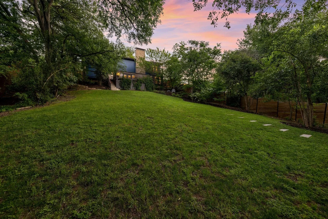 Photo of 6514 Bradley DR