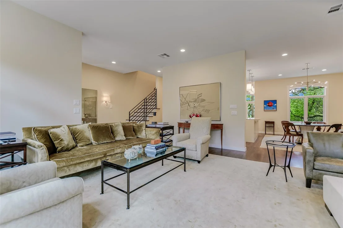 Photo of 3718 Bridle PATH