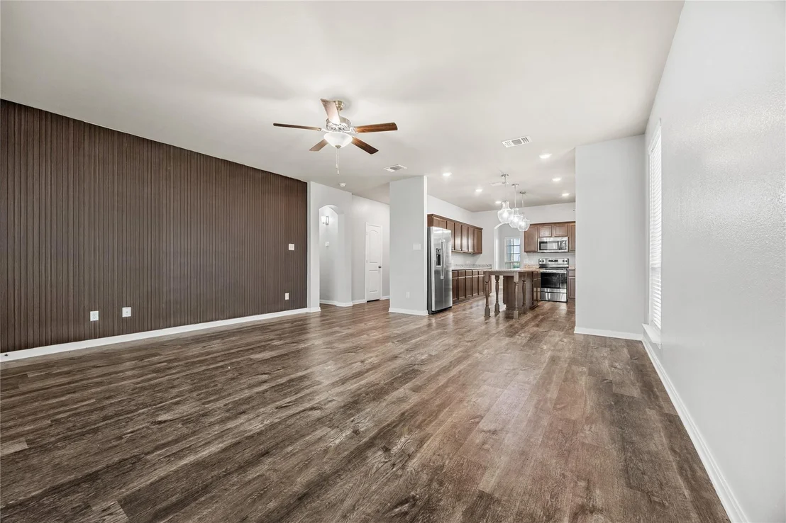Photo of 1811 Ashburn DR