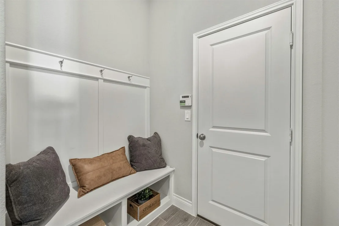 Photo of 112 Gabriel Point LN