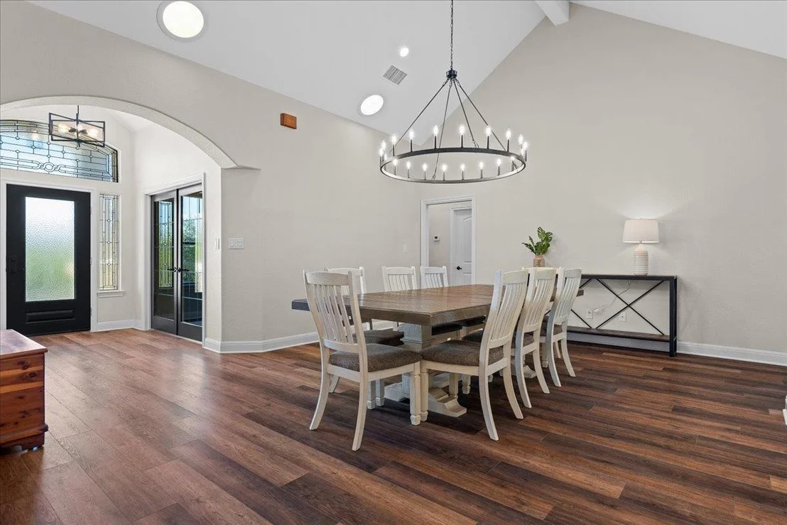 Photo of 10621 W Cave LOOP