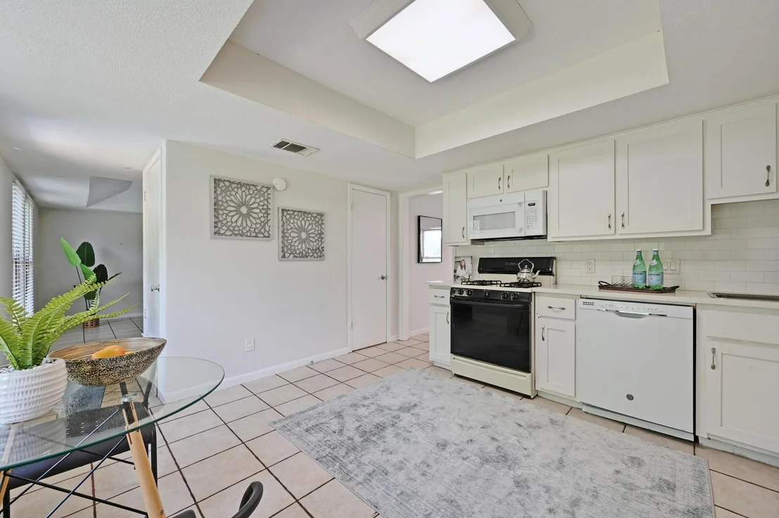 Photo of 7304 Beckett RD