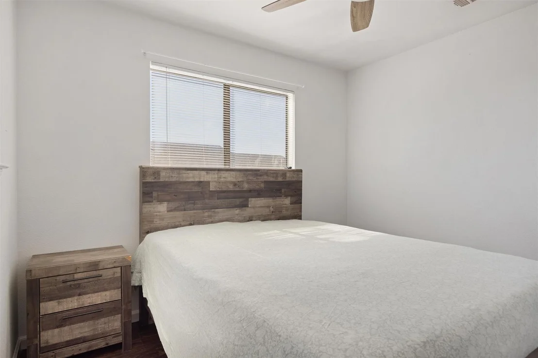 Photo of 2401 Smith Branch BLVD