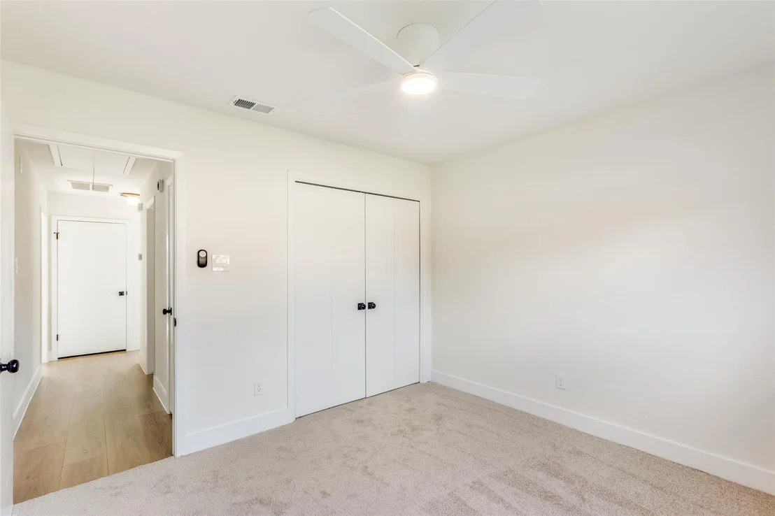 Photo of 1720 Pine Knoll DR
