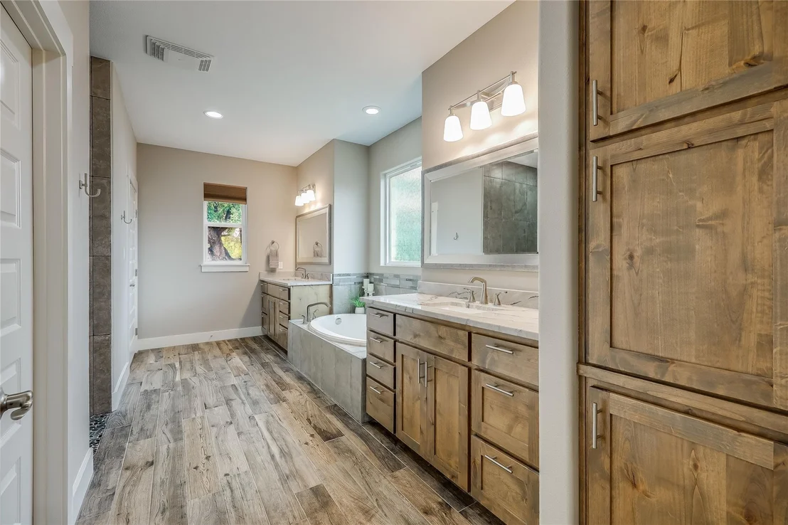 Photo of 21202 Norris CV