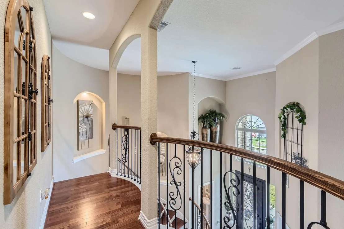 Photo of 491 Betony LOOP
