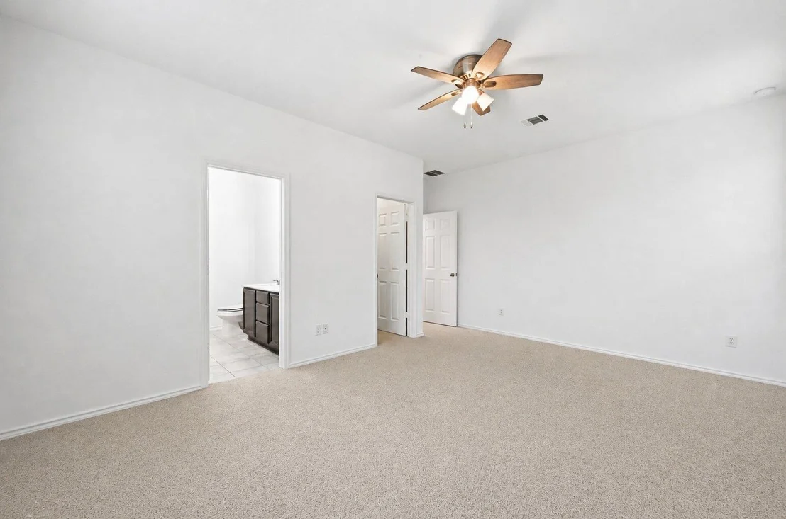 Photo of 160 Phillips DR